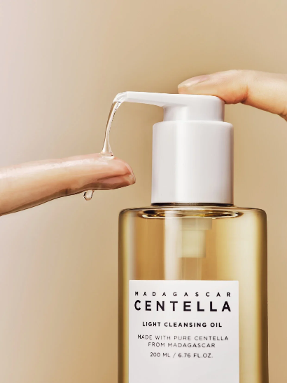 Madagascar Centella Cleansing Oil - For instant face cleaning & brightening